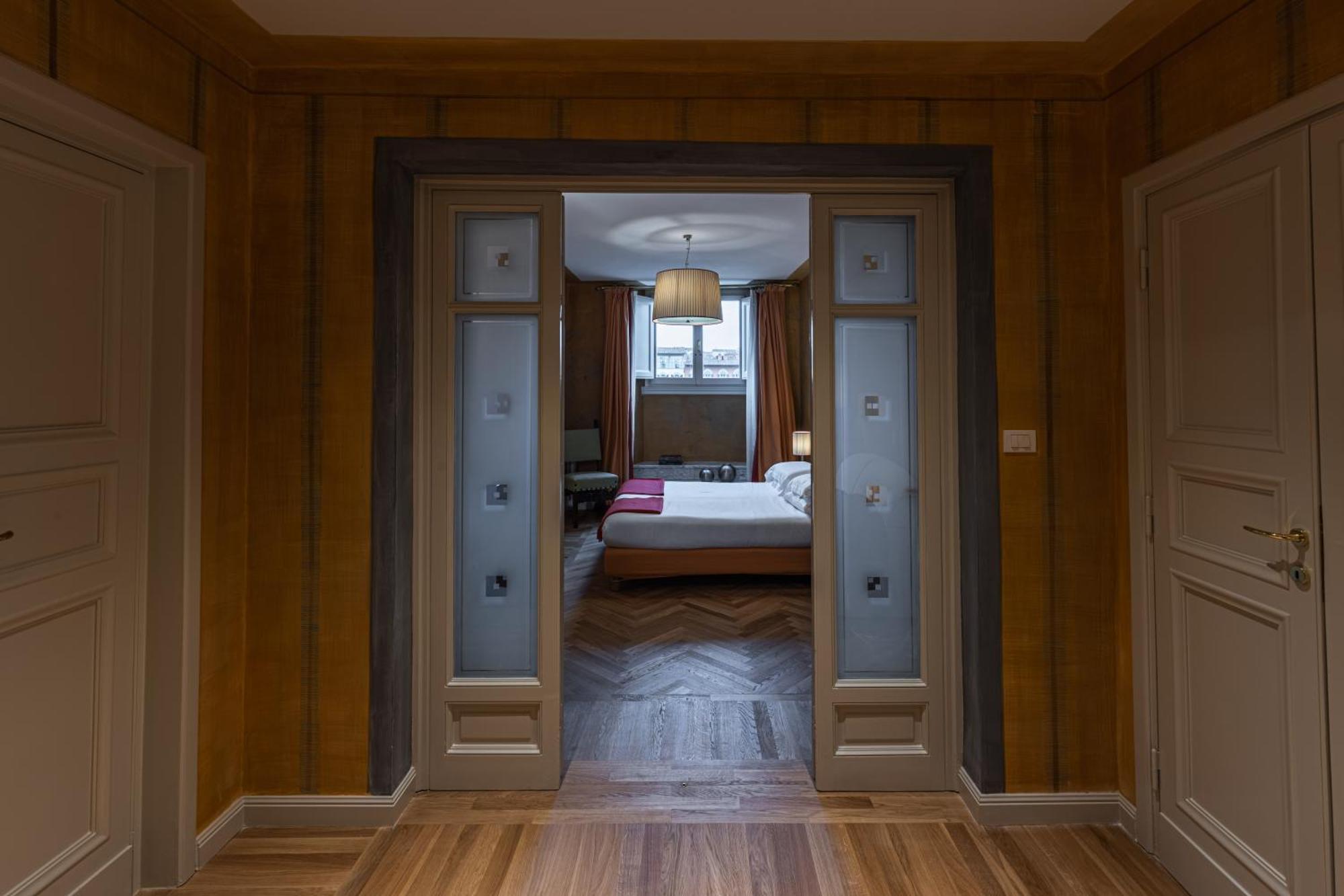 Antica Torre Tornabuoni Bed and Breakfast Florens Exteriör bild